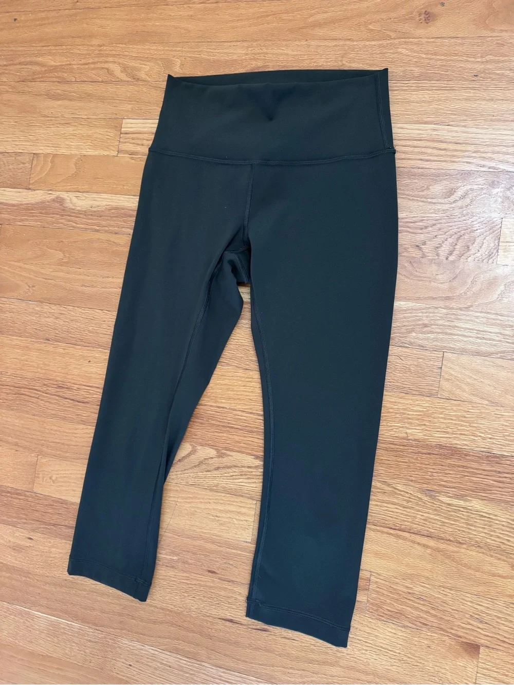 Lululemon Wunder Under High Rise Crop 21” Legging Women’s 6 Olive Green